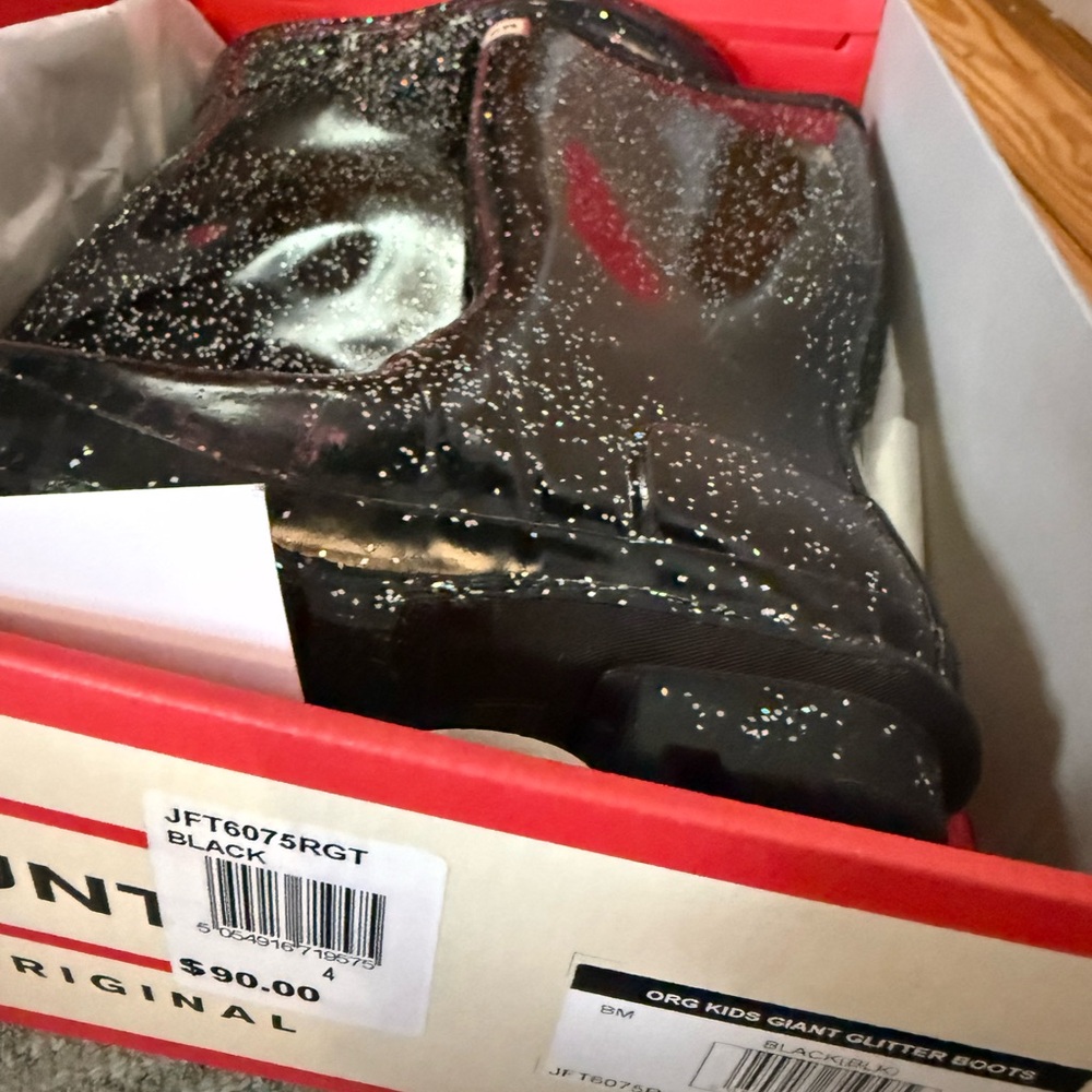 NWT- Women’s Hunter Boots size 5.5 Sparkling Black Rain Boots